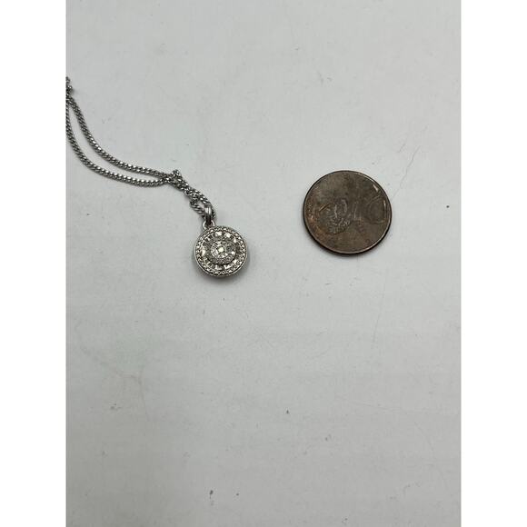 Unique Designs UD 925 Sterling Silver Round Diamond Chip Pendant Necklace - Picture 9 of 14